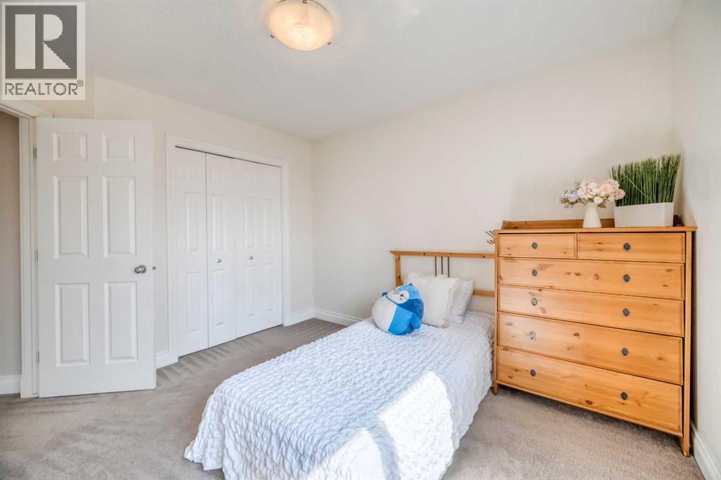 141 Royal Abbey Court Nw, Calgary, Alberta  T3G 4Y3 - Photo 21 - A2254714