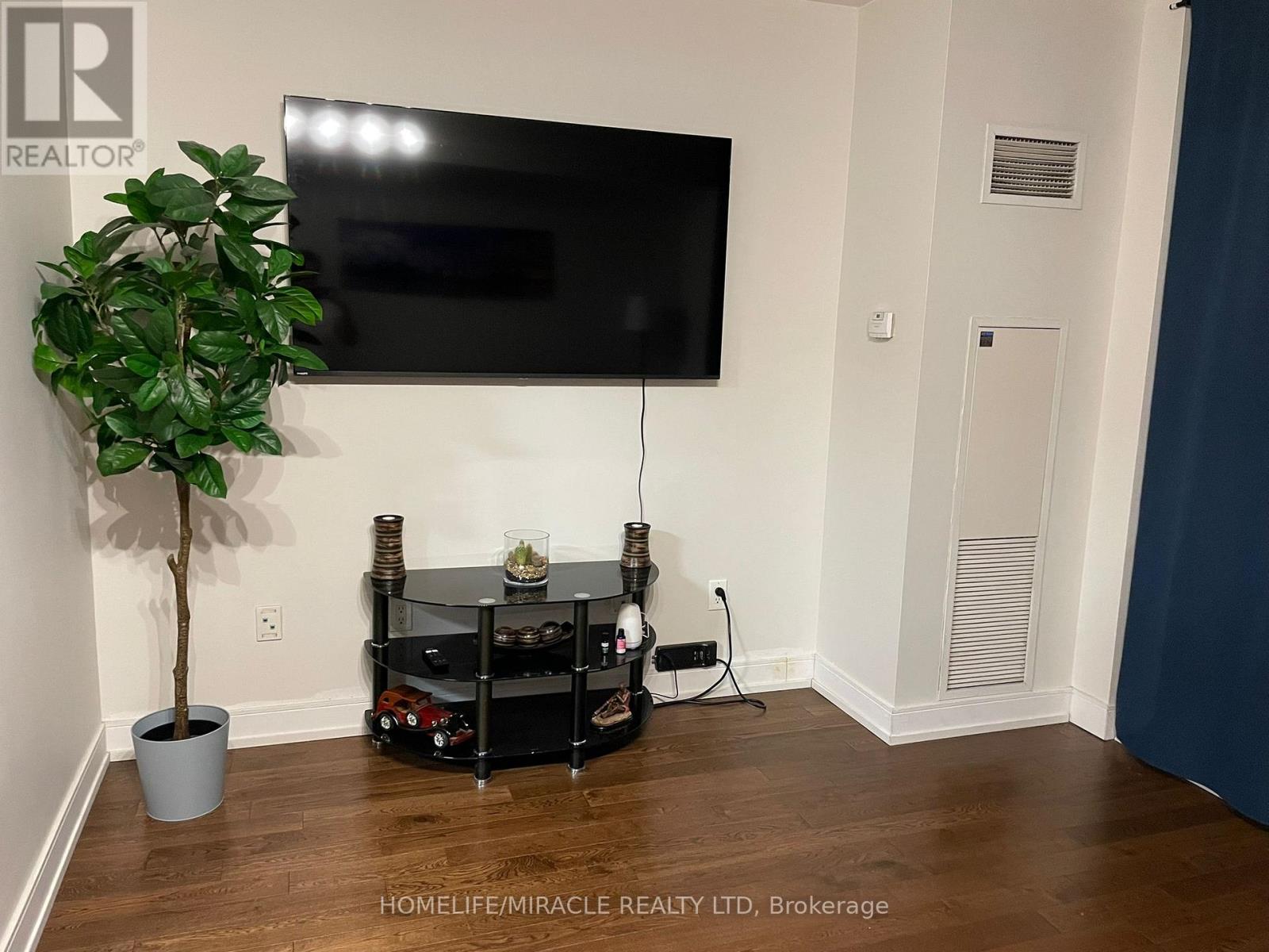 2805 - 35 Mariner Terrace, Toronto, Ontario M5V 3V9 - Photo 11 - C12587314