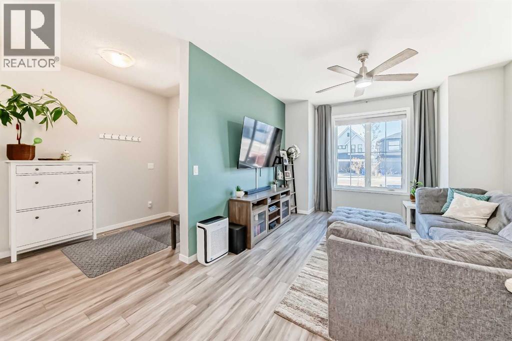 1098 Copperfield Boulevard Se, Calgary, Alberta  T2Z 5E9 - Photo 3 - A2269081