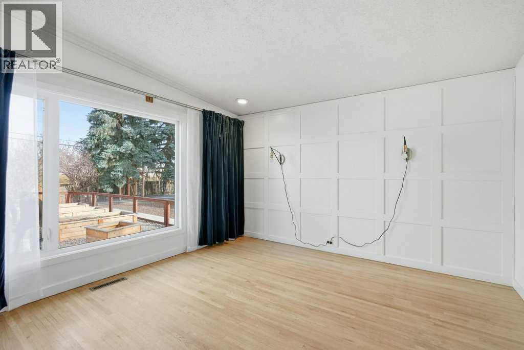 3124 Leduc Crescent Sw, Calgary, Alberta  T3E 5W9 - Photo 16 - A2270400