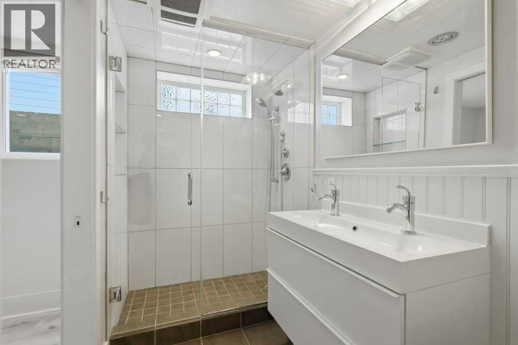 3124 Leduc Crescent Sw, Calgary, Alberta  T3E 5W9 - Photo 28 - A2270400