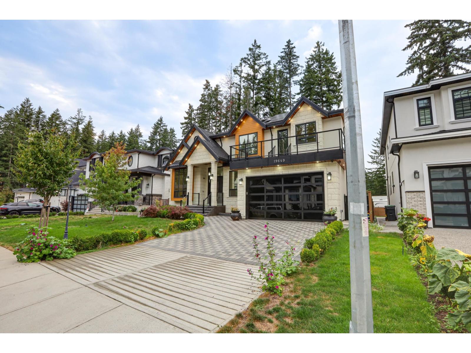 19649 31a Avenue, Langley, British Columbia  V2Z 0B2 - Photo 3 - R3070438