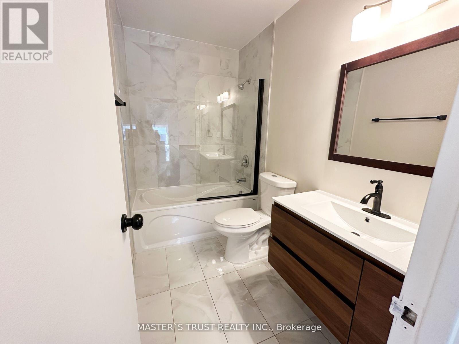 802 Greenfield Crescent, Newmarket, Ontario L3Y 3B3 - Photo 14 - N12587304