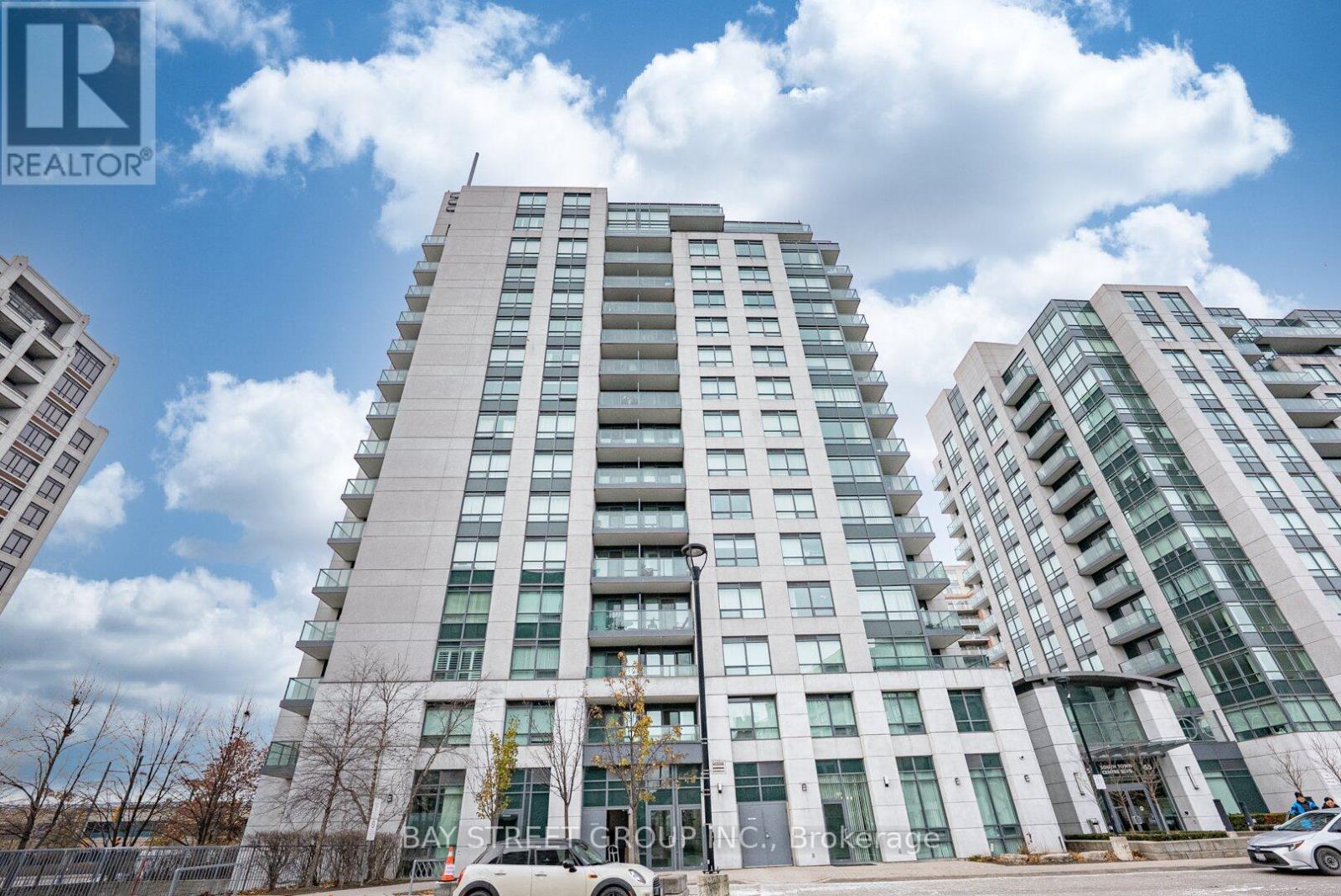 905 - 75 South Town Center Boulevard, Markham, Ontario L6G 0B3 - Photo 2 - N12587312