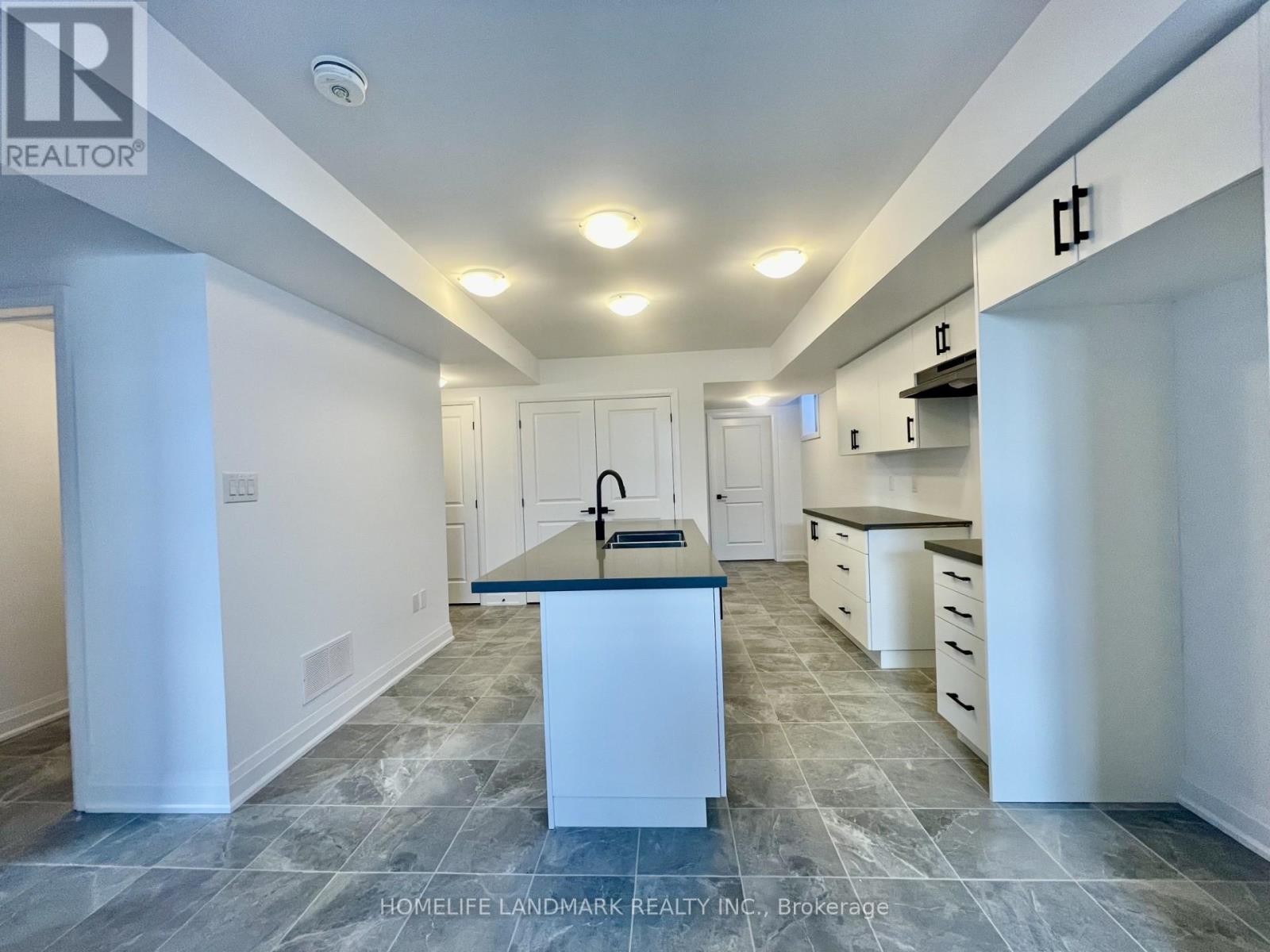 Basement - 19 Gateway Drive, Barrie, Ontario L9J 0Y1 - Photo 10 - S12587316