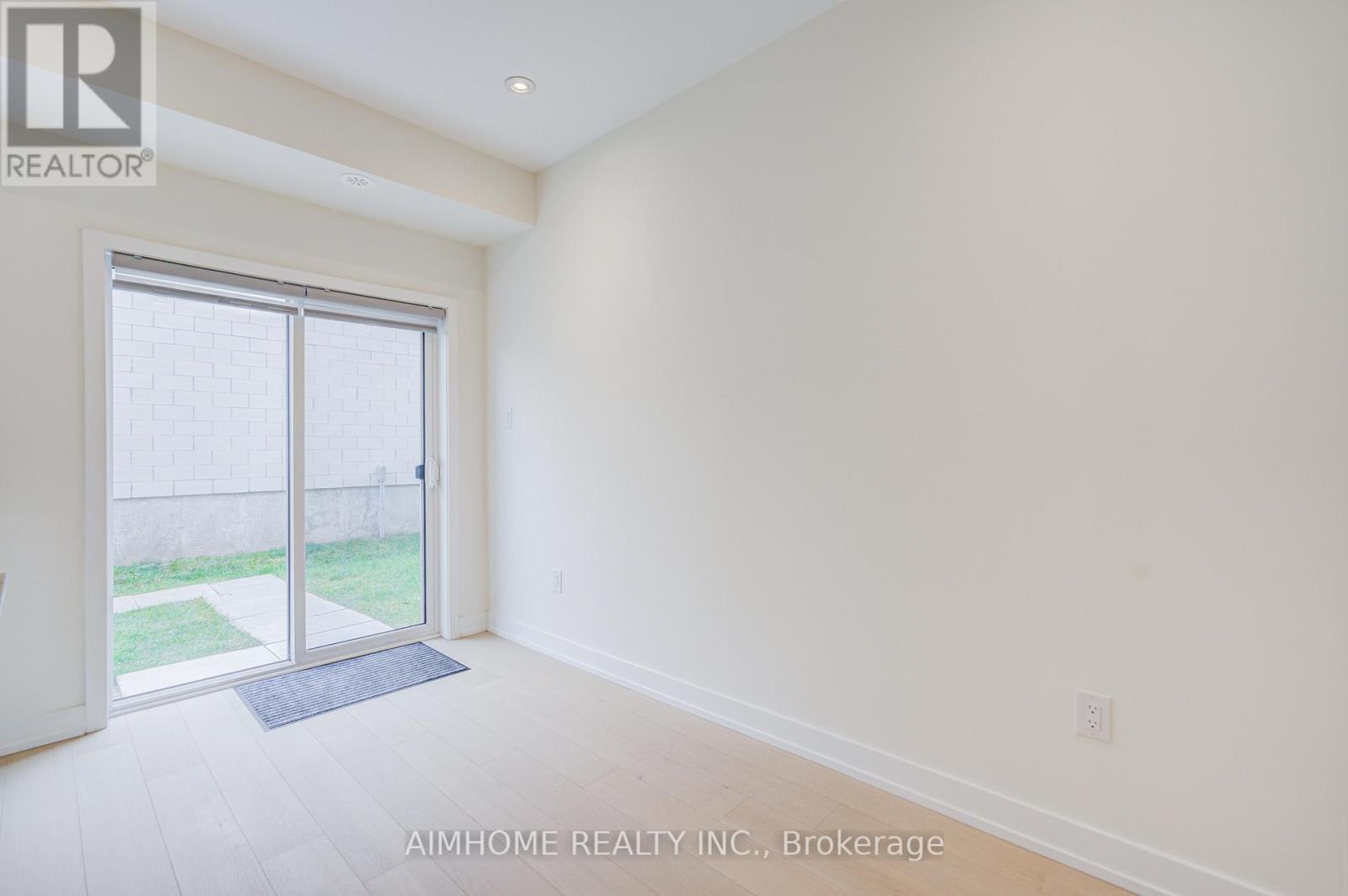 135 Frederick Tisdale Drive, Toronto, Ontario M3K 0C6 - Photo 16 - W12587290