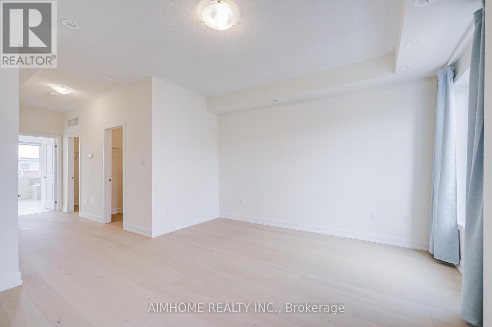 135 Frederick Tisdale Drive, Toronto, Ontario M3K 0C6 - Photo 30 - W12587290