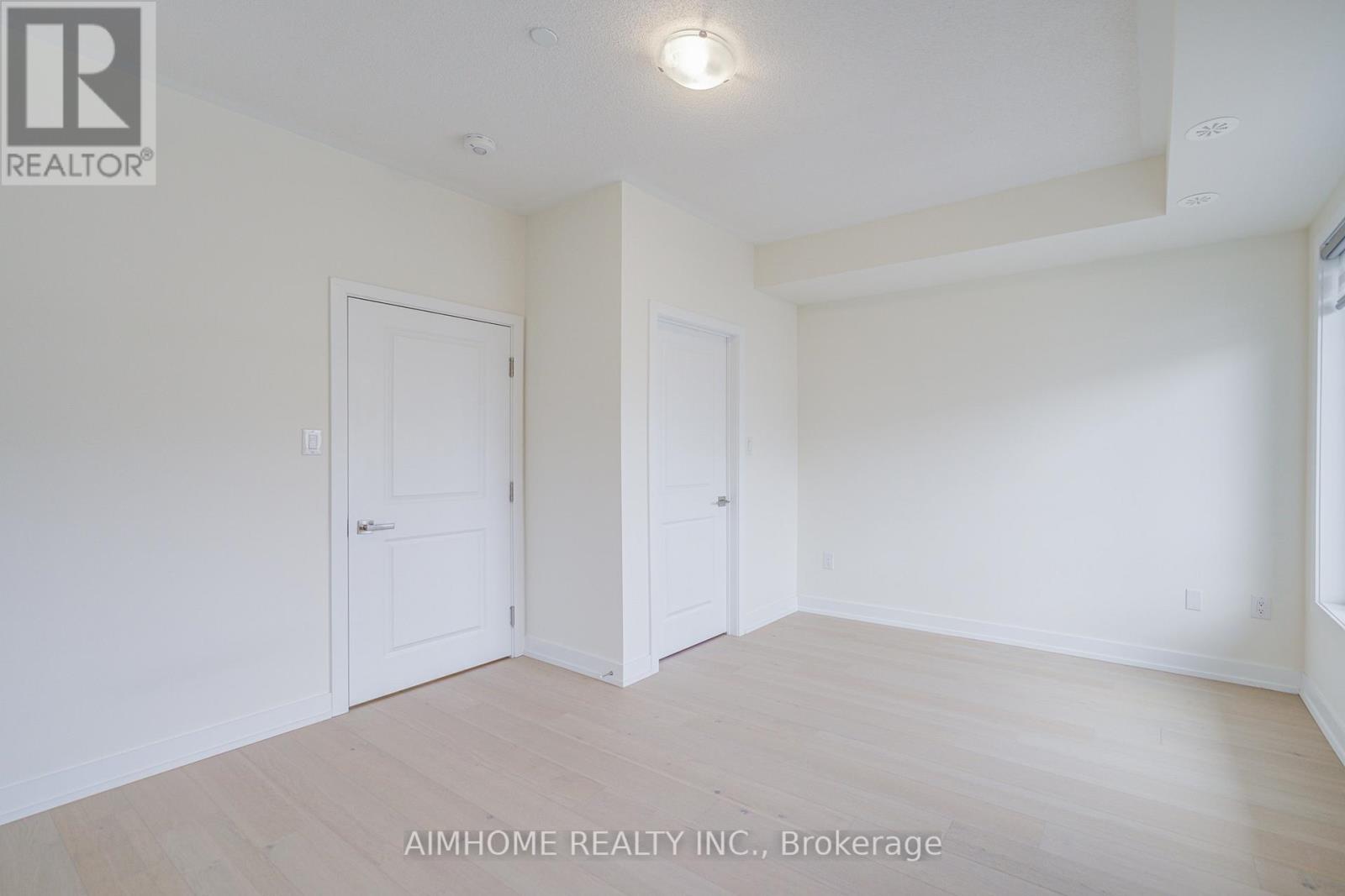 135 Frederick Tisdale Drive, Toronto, Ontario M3K 0C6 - Photo 35 - W12587290