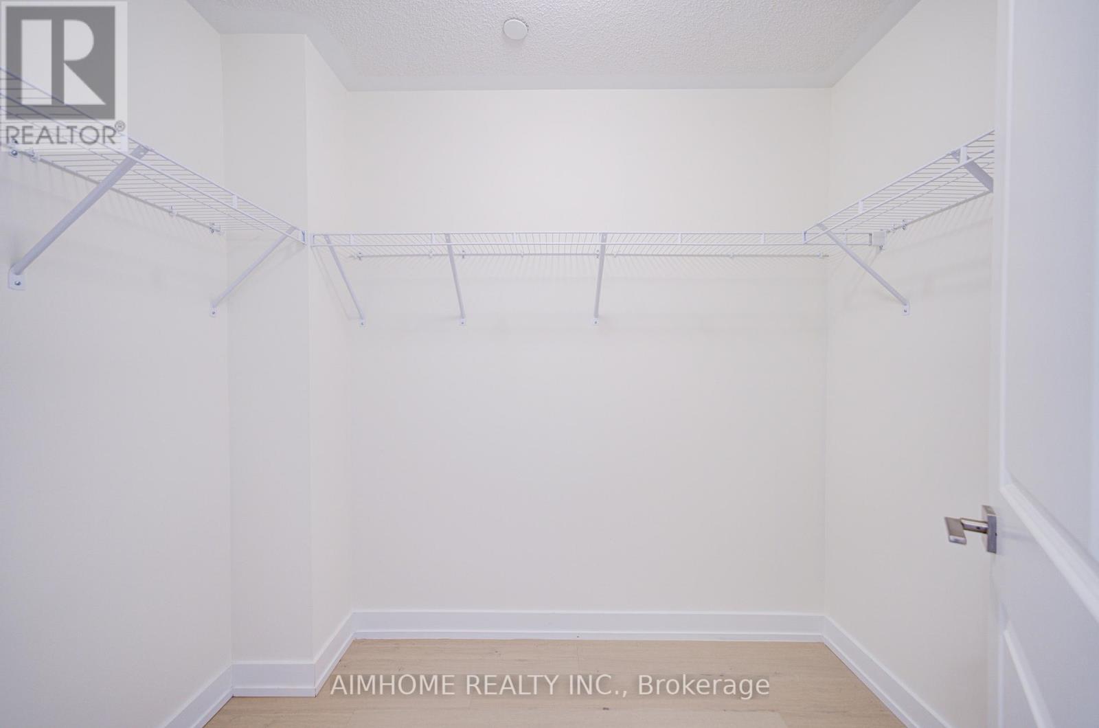 135 Frederick Tisdale Drive, Toronto, Ontario M3K 0C6 - Photo 38 - W12587290