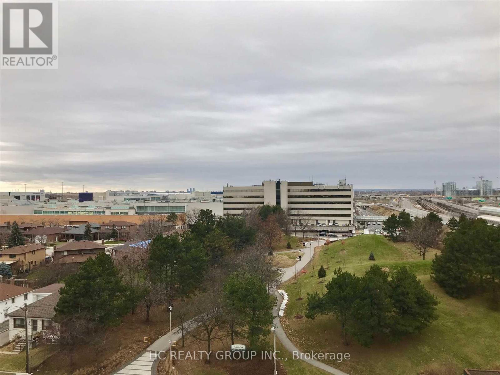 909 - 160 Flemington Road, Toronto, Ontario M6A 0A9 - Photo 11 - W12587292