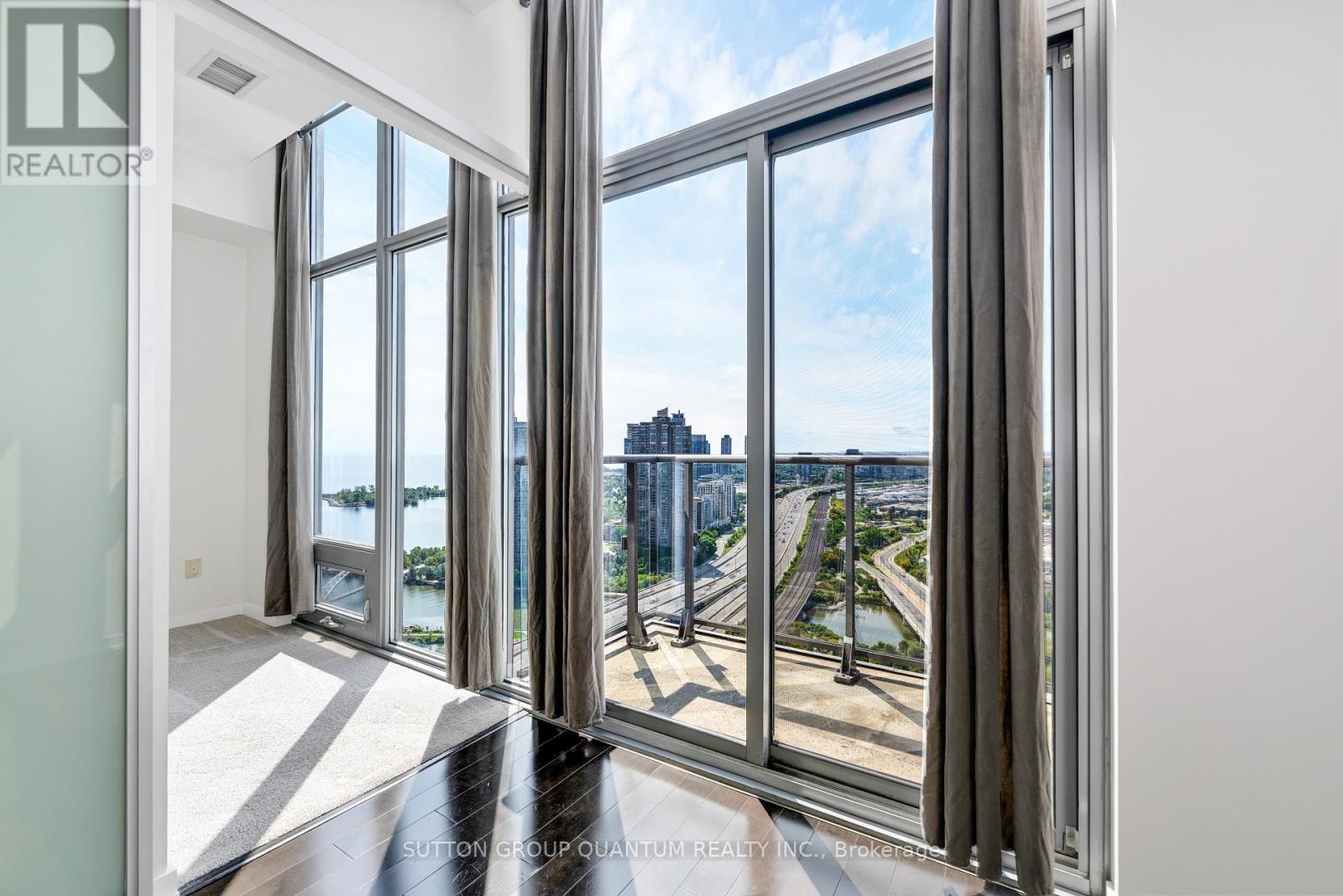 3509 - 105 The Queensway, Toronto, Ontario M6S 5B5 - Photo 11 - W12587318