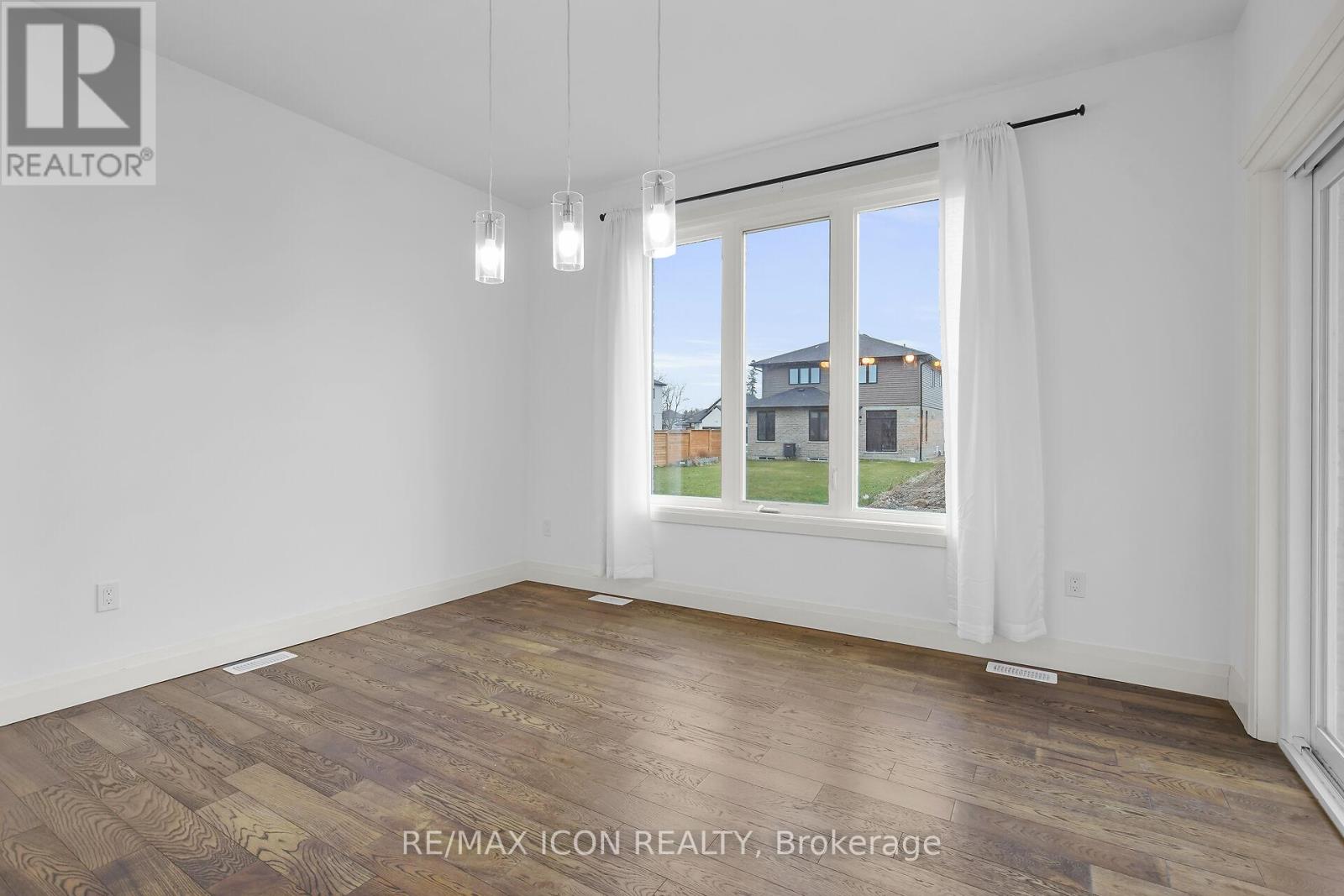 24 Rosina Lane, Zorra, Ontario N0M 2M0 - Photo 10 - X12587320