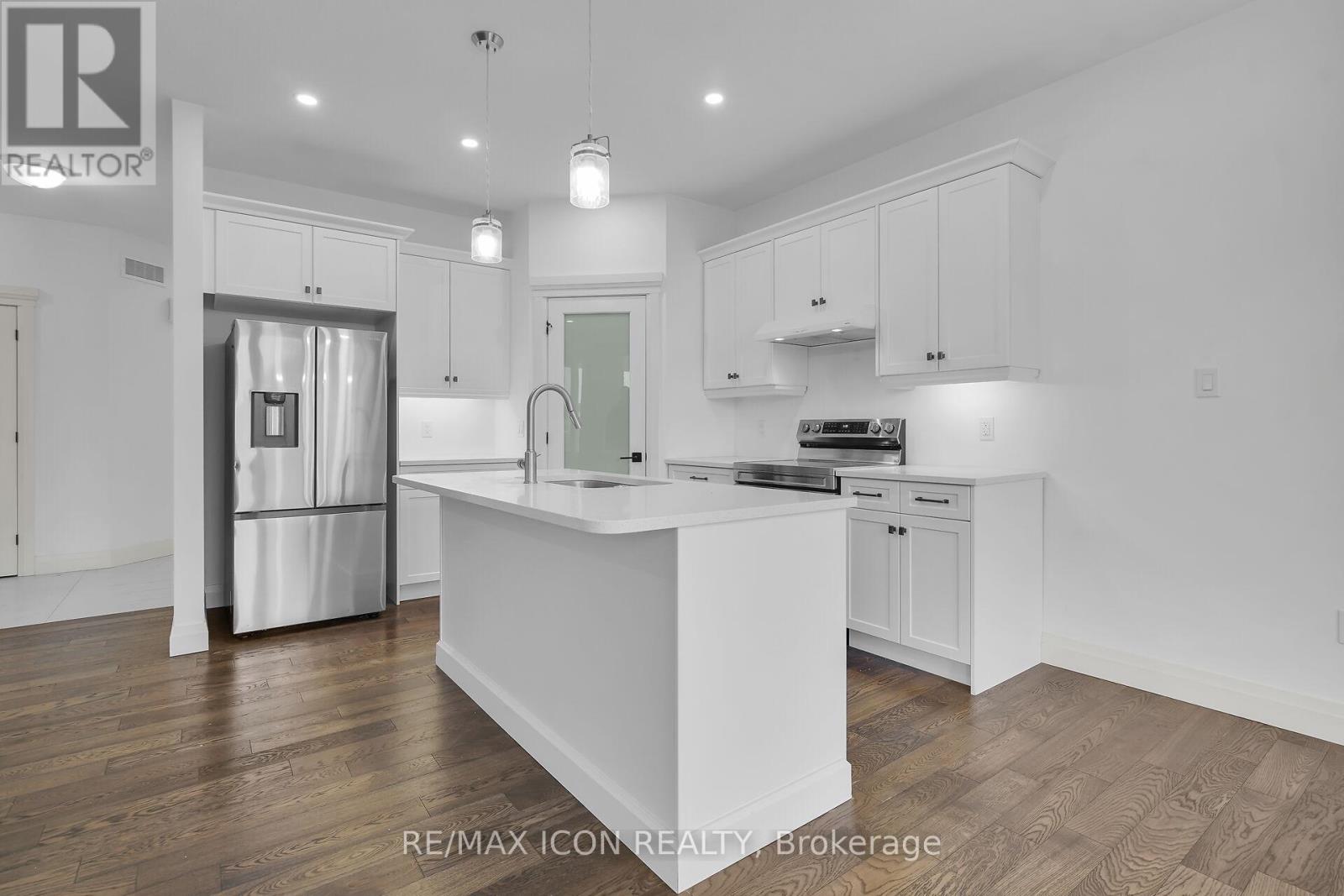 24 Rosina Lane, Zorra, Ontario N0M 2M0 - Photo 7 - X12587320