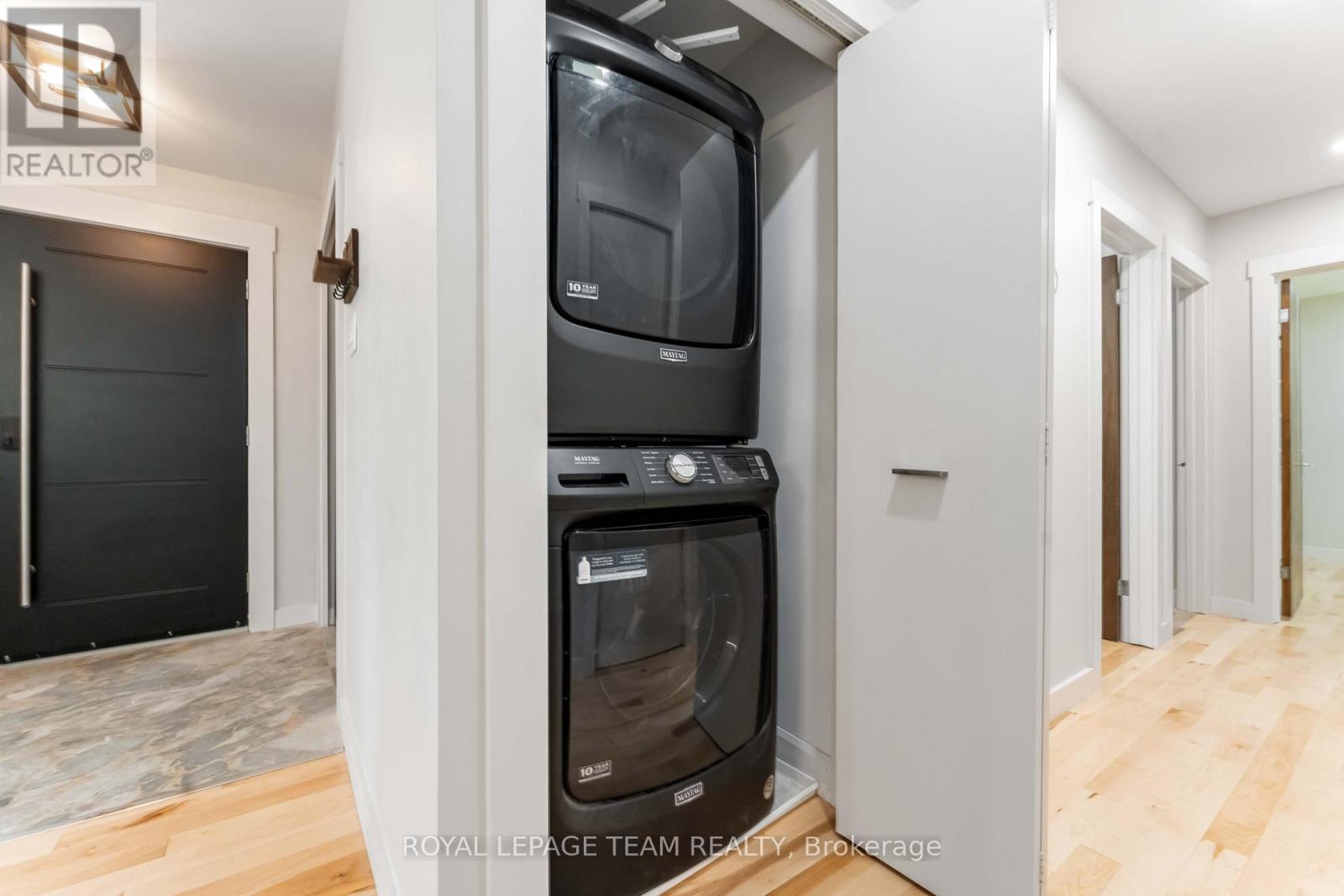 15 Leacock Drive, Ottawa, Ontario K2K 1R6 - Photo 28 - X12587334