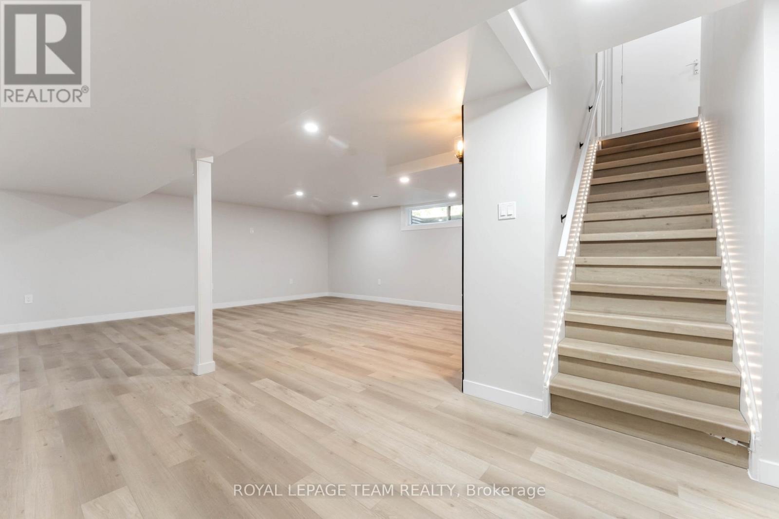 15 Leacock Drive, Ottawa, Ontario K2K 1R6 - Photo 38 - X12587334