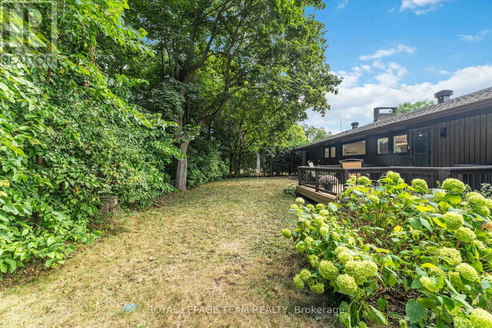 15 Leacock Drive, Ottawa, Ontario K2K 1R6 - Photo 43 - X12587334