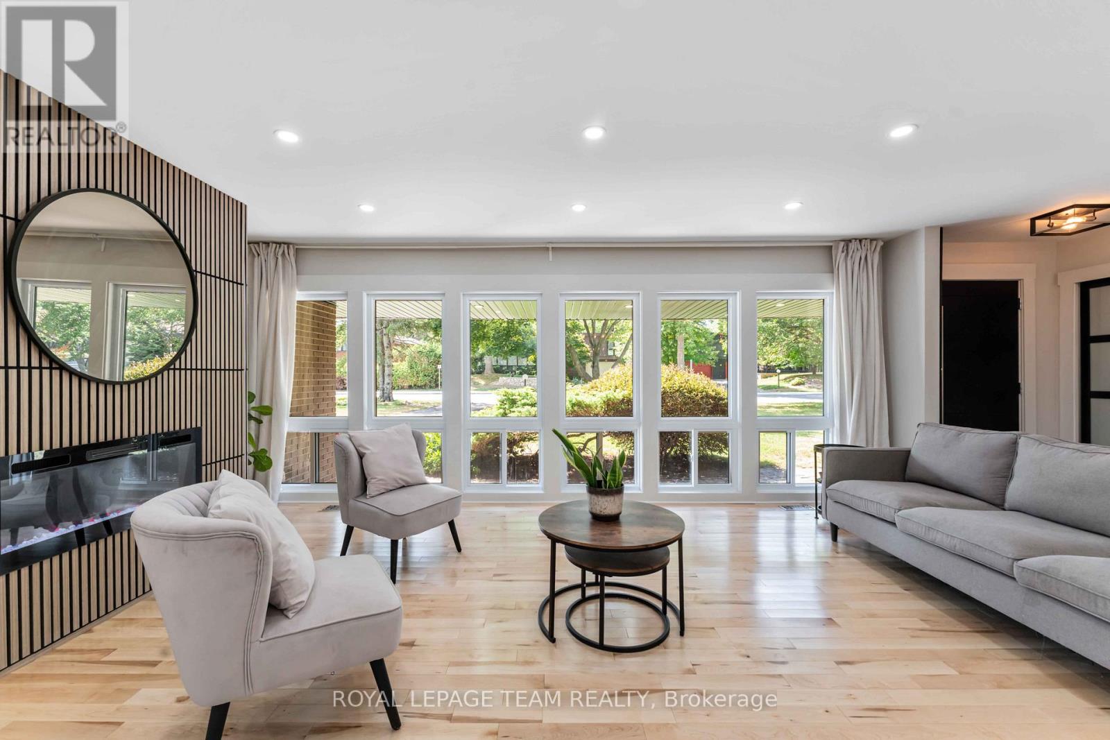 15 Leacock Drive, Ottawa, Ontario K2K 1R6 - Photo 7 - X12587334