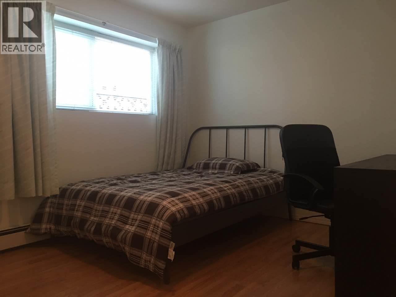 951 Everett Crescent, Burnaby, British Columbia  V5A 2N6 - Photo 5 - R3070402