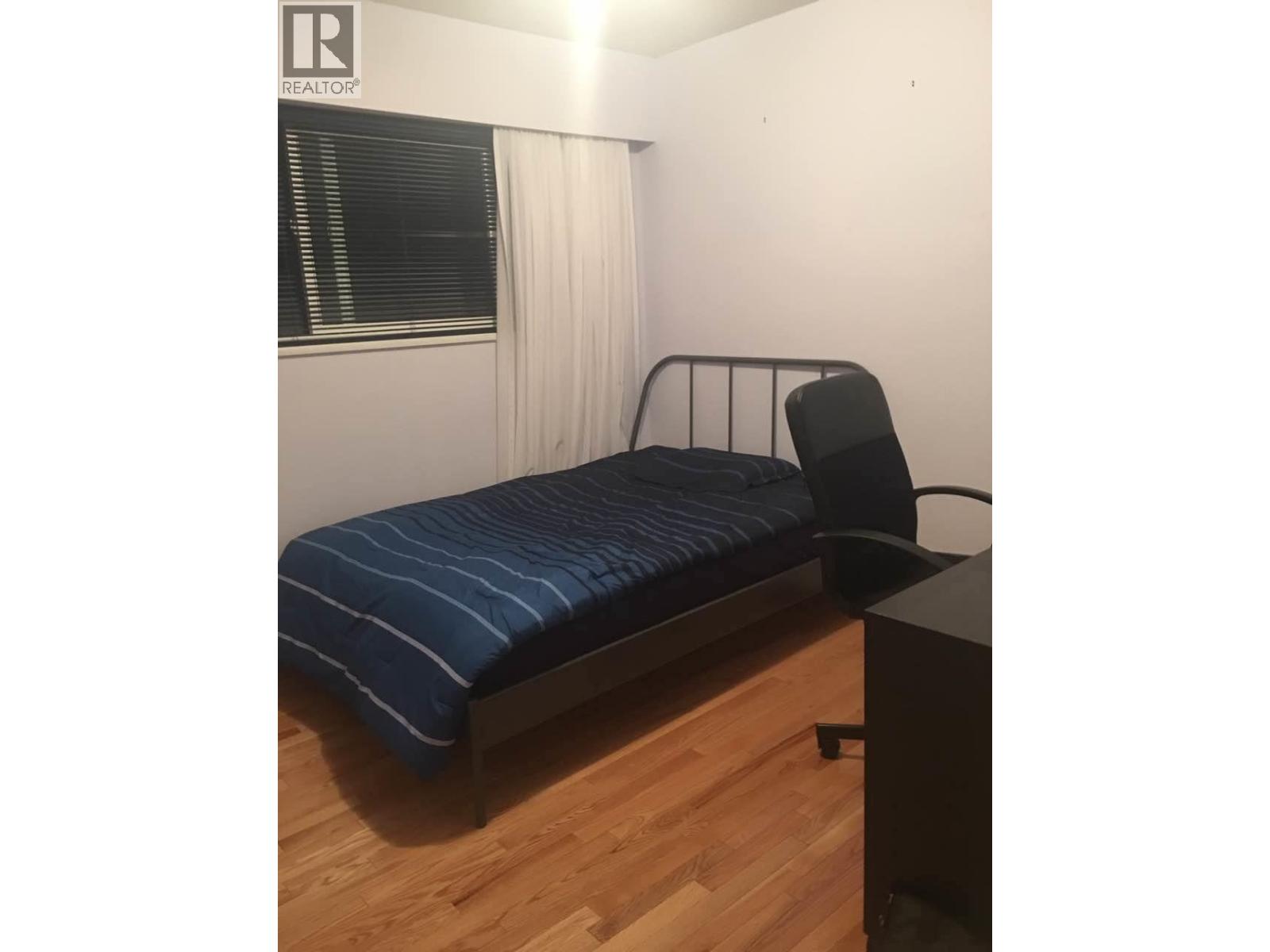 951 Everett Crescent, Burnaby, British Columbia  V5A 2N6 - Photo 7 - R3070402