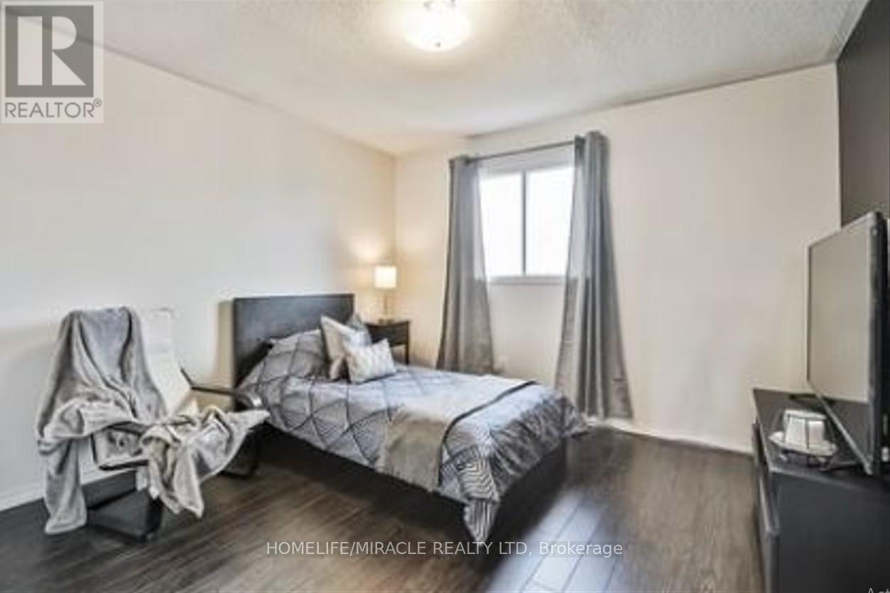 174 Torrance Woods, Brampton, Ontario  L6Y 4K1 - Photo 20 - W12587322