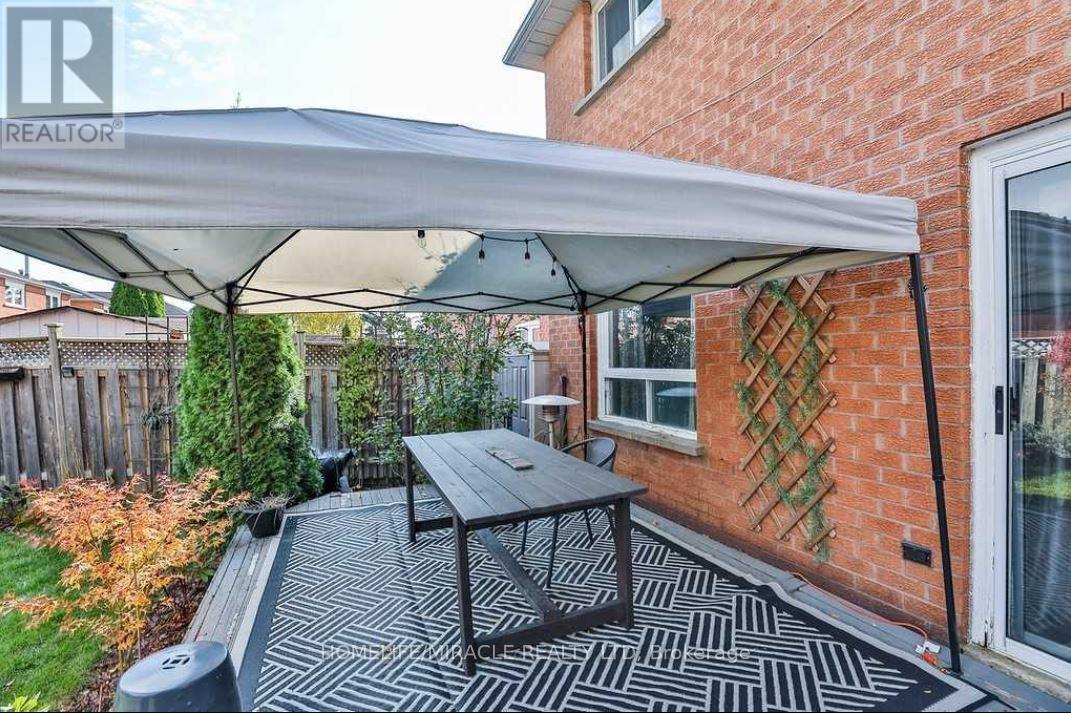 174 Torrance Woods, Brampton, Ontario  L6Y 4K1 - Photo 24 - W12587322