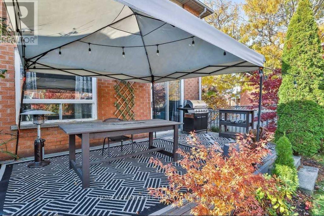 174 Torrance Woods, Brampton, Ontario  L6Y 4K1 - Photo 25 - W12587322