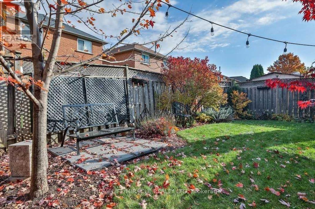 174 Torrance Woods, Brampton, Ontario  L6Y 4K1 - Photo 28 - W12587322