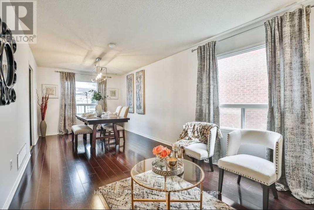 174 Torrance Woods, Brampton, Ontario  L6Y 4K1 - Photo 6 - W12587322