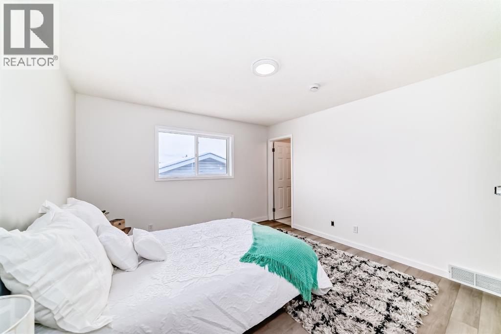 34 Erin Meadows Close Se, Calgary, Alberta  T2B 3E4 - Photo 17 - A2273056