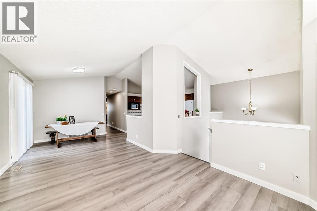 34 Erin Meadows Close Se, Calgary, Alberta  T2B 3E4 - Photo 12 - A2273056