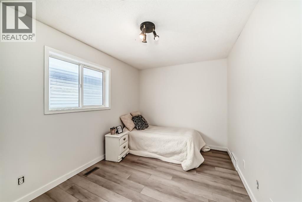 34 Erin Meadows Close Se, Calgary, Alberta  T2B 3E4 - Photo 19 - A2273056