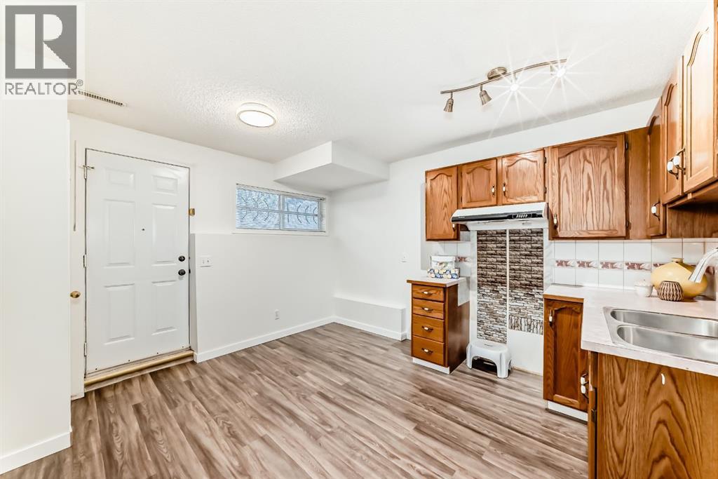 34 Erin Meadows Close Se, Calgary, Alberta  T2B 3E4 - Photo 25 - A2273056