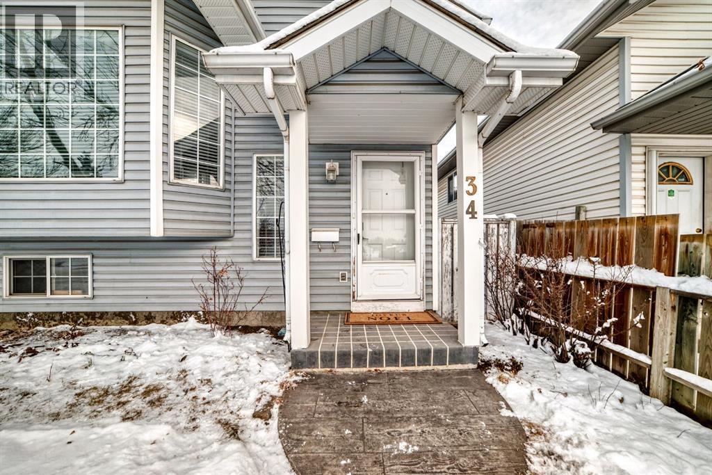34 Erin Meadows Close Se, Calgary, Alberta  T2B 3E4 - Photo 4 - A2273056