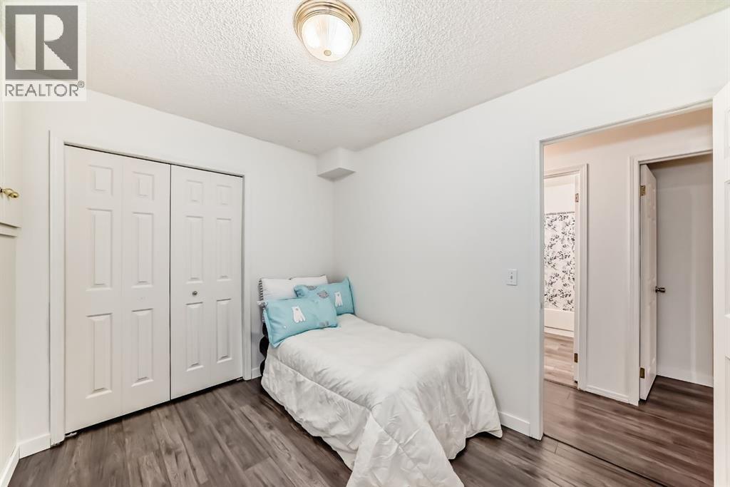 34 Erin Meadows Close Se, Calgary, Alberta  T2B 3E4 - Photo 33 - A2273056