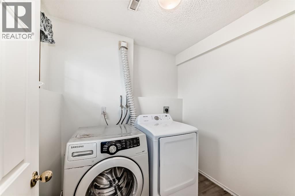 34 Erin Meadows Close Se, Calgary, Alberta  T2B 3E4 - Photo 37 - A2273056