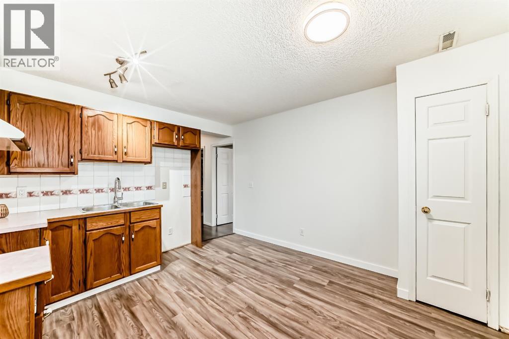 34 Erin Meadows Close Se, Calgary, Alberta  T2B 3E4 - Photo 27 - A2273056