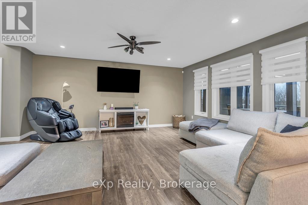 3 Morning Glory Drive, Tillsonburg, Ontario  N4G 5S8 - Photo 8 - X12587374