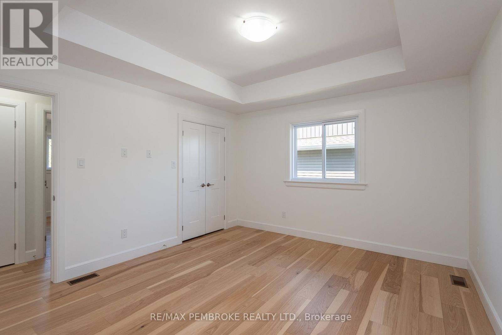 14 Jade Avenue, Petawawa, Ontario  K8H 0E5 - Photo 16 - X12587372