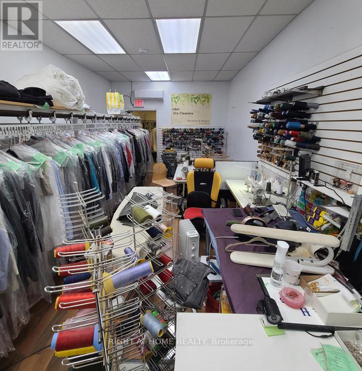 2207 Gerrard Street E, Toronto, Ontario  M4E 2C8 - Photo 6 - E12583978