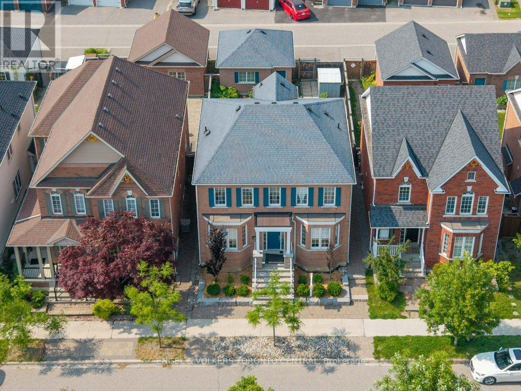 22 Donald Sim Avenue, Markham, Ontario  L6B 1B6 - Photo 37 - N12439216