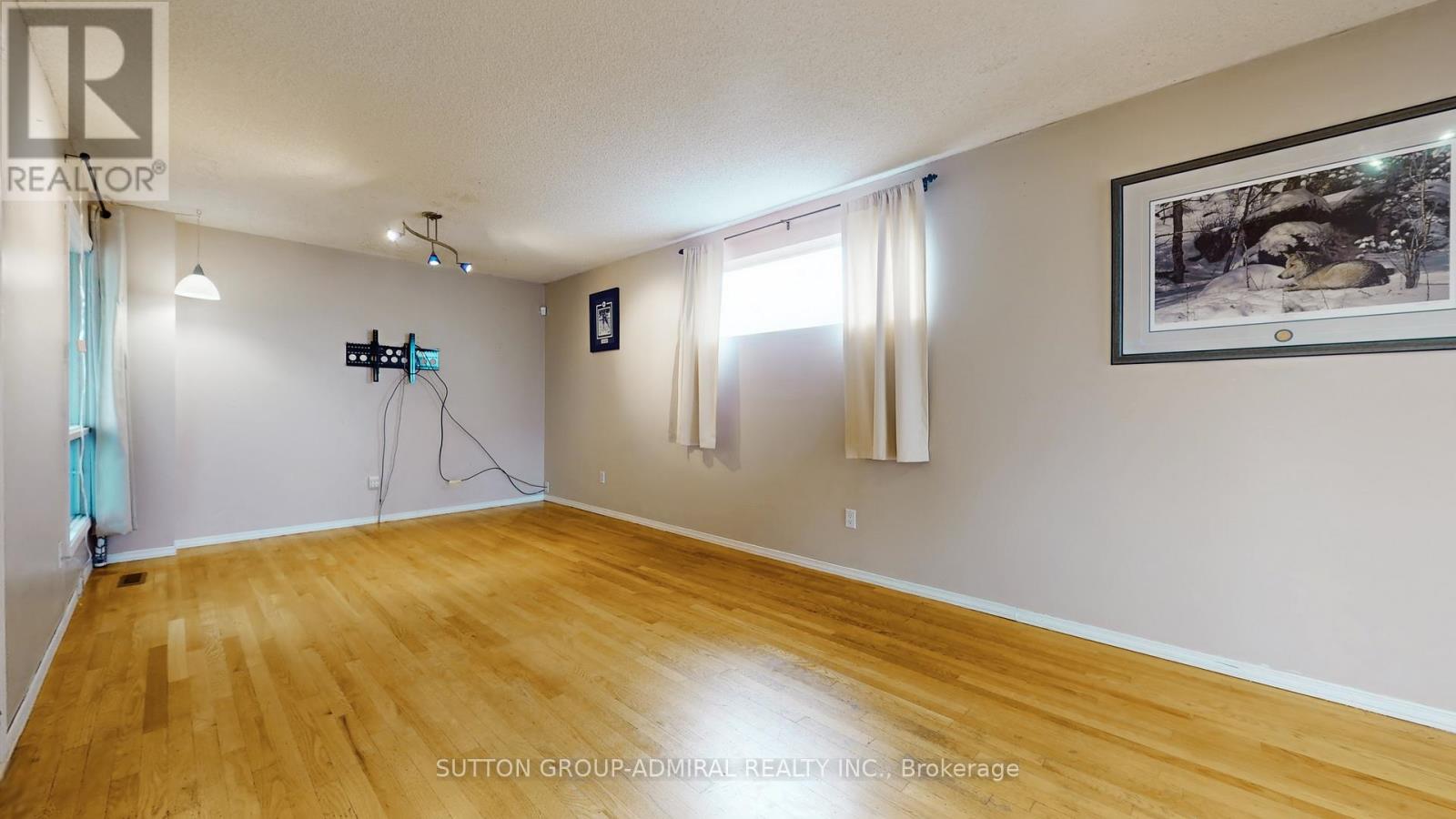 93 Patrice Crescent, Vaughan, Ontario  L4J 4Z2 - Photo 5 - N12574900