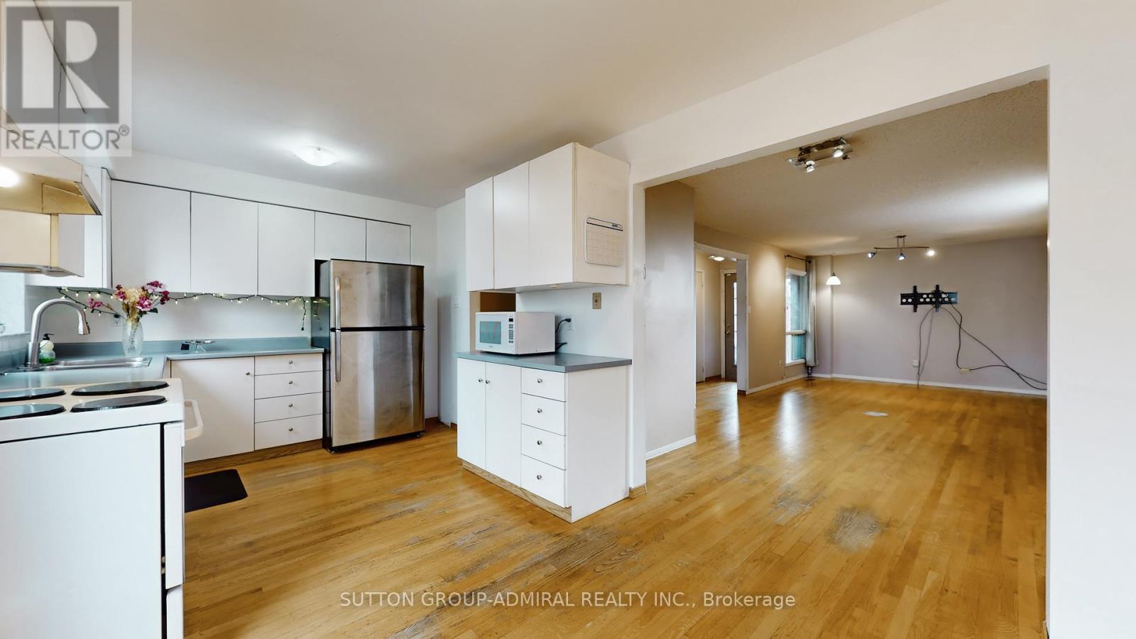 93 Patrice Crescent, Vaughan, Ontario  L4J 4Z2 - Photo 7 - N12574900