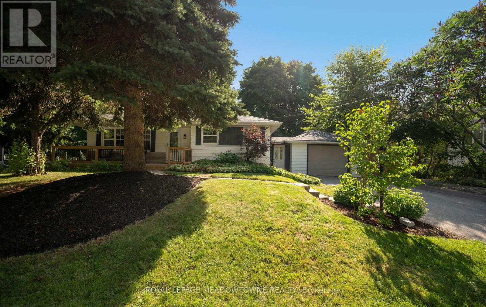 10182 Tenth Line Ne, Halton Hills, Ontario  L0P 1K0 - Photo 2 - W12587010