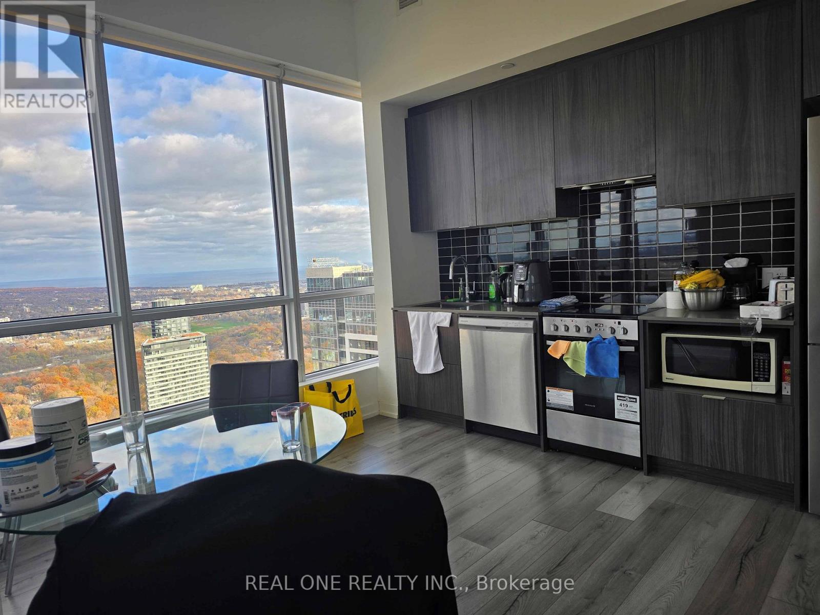 5407 - 395 Bloor Street E, Toronto, Ontario  M4W 0B4 - Photo 4 - C12587354