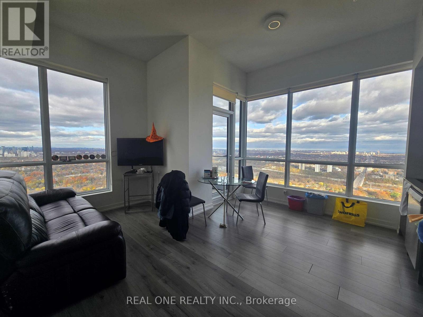 5407 - 395 Bloor Street E, Toronto, Ontario  M4W 0B4 - Photo 7 - C12587354