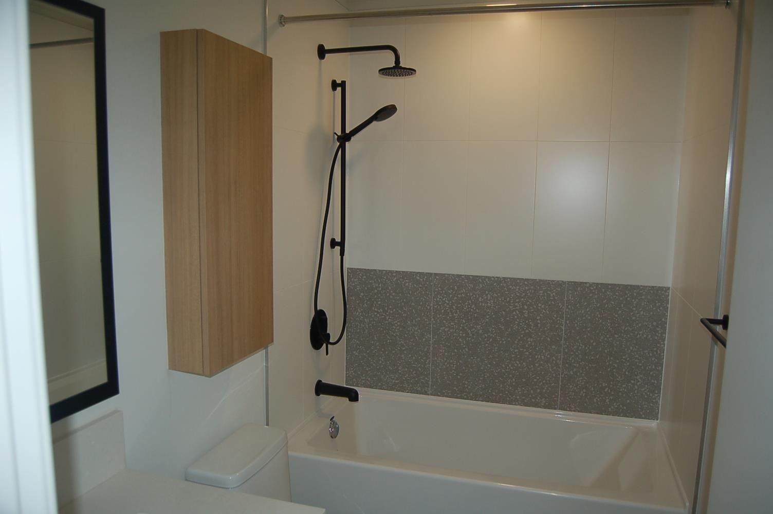 611 13439 94a Avenue, Surrey, British Columbia V3V 0G9 - Photo 5 - R3051115