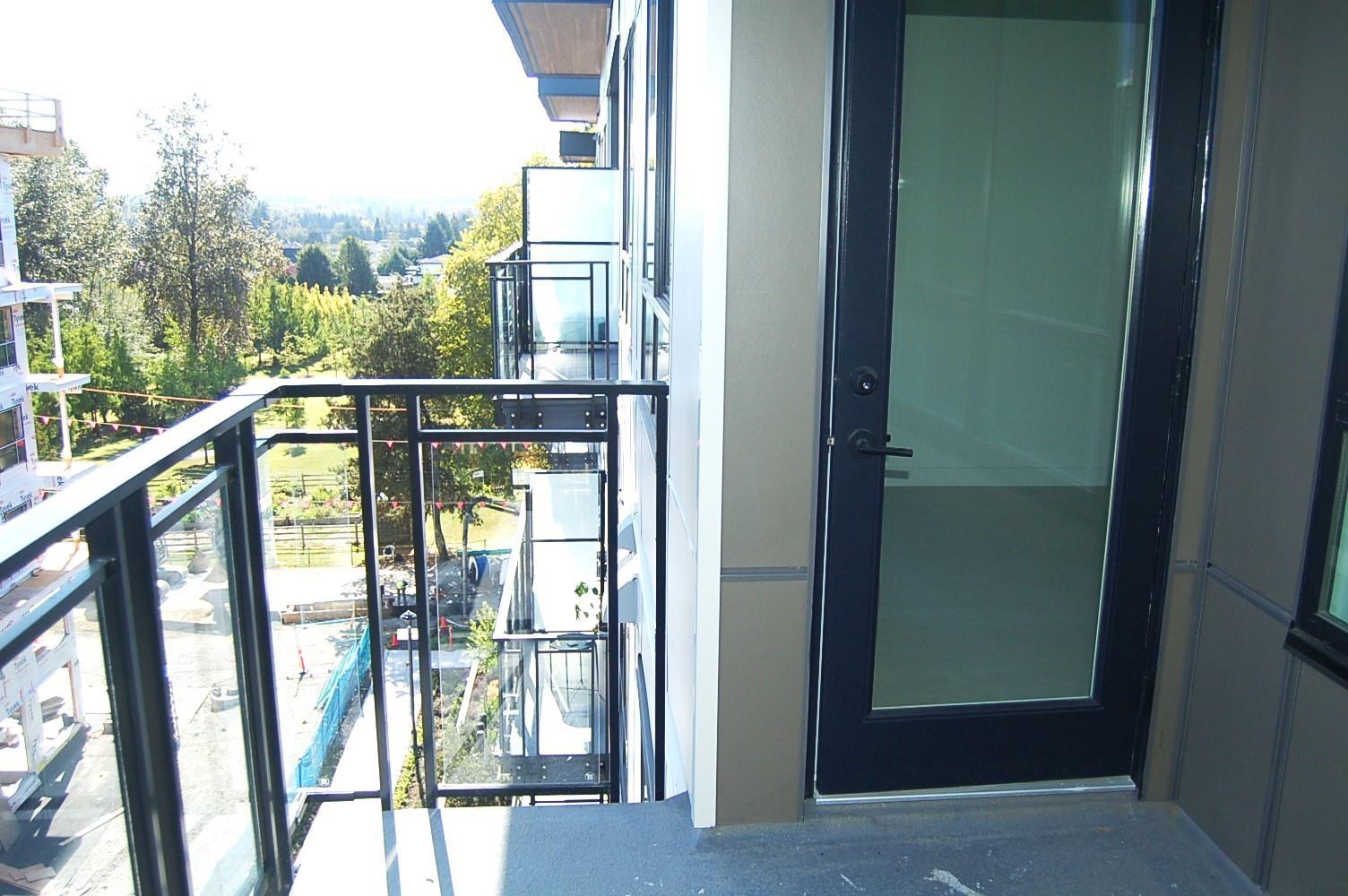 611 13439 94a Avenue, Surrey, British Columbia V3V 0G9 - Photo 8 - R3051115