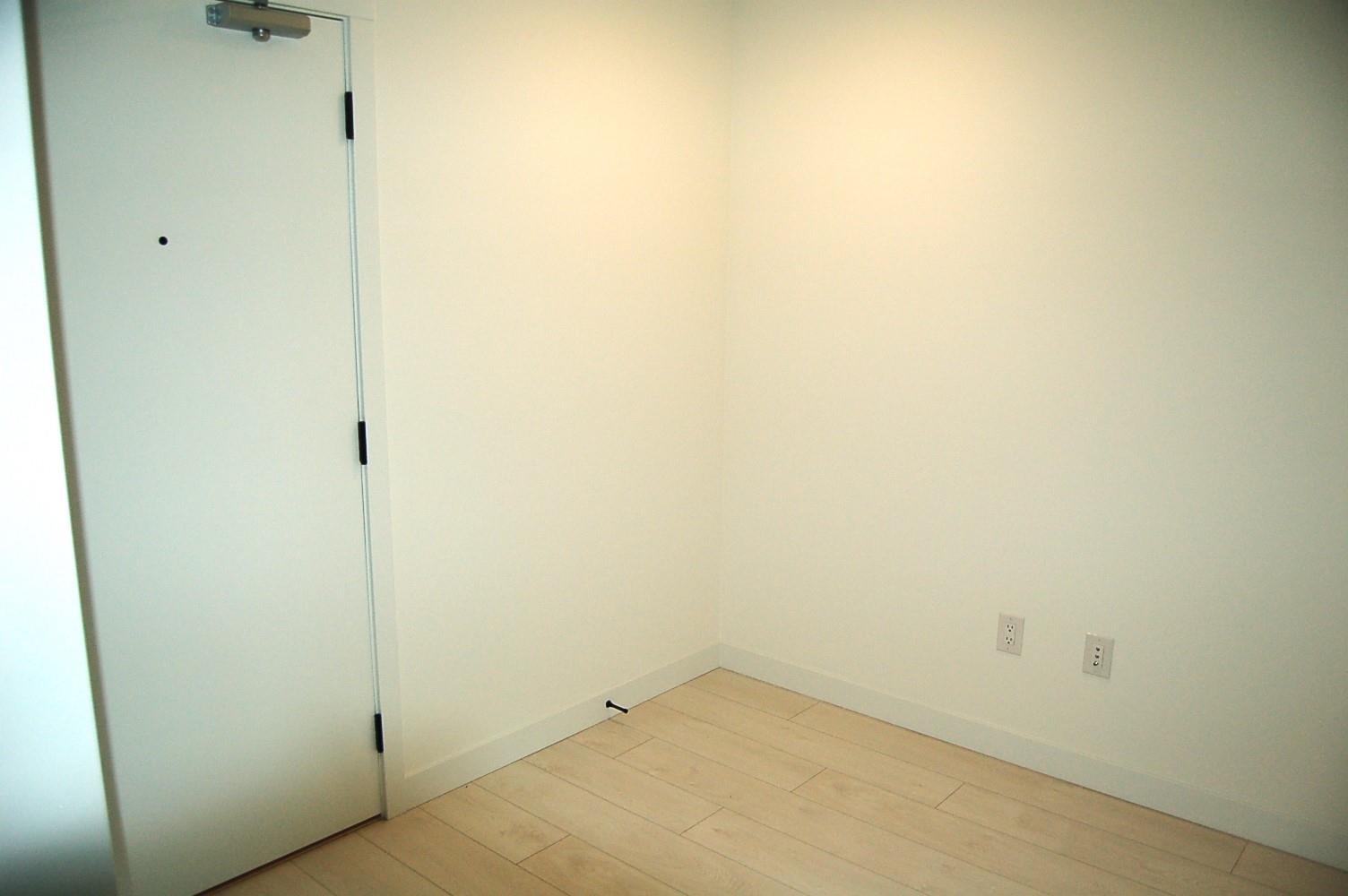 611 13439 94a Avenue, Surrey, British Columbia V3V 0G9 - Photo 10 - R3051115