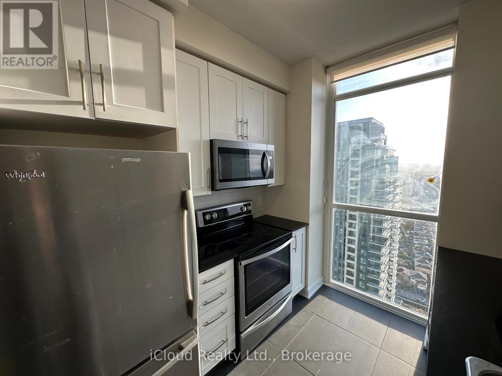 3204 - 4070 Confederation Parkway, Mississauga, Ontario  L5B 0E9 - Photo 11 - W12587346