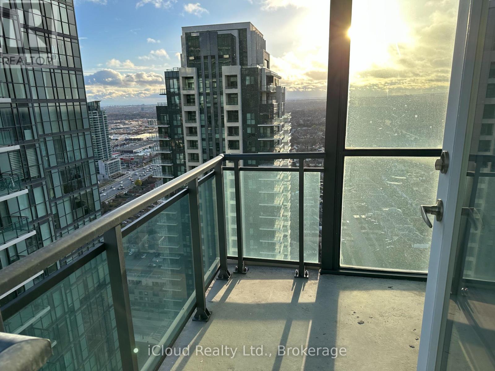 3204 - 4070 Confederation Parkway, Mississauga, Ontario  L5B 0E9 - Photo 21 - W12587346